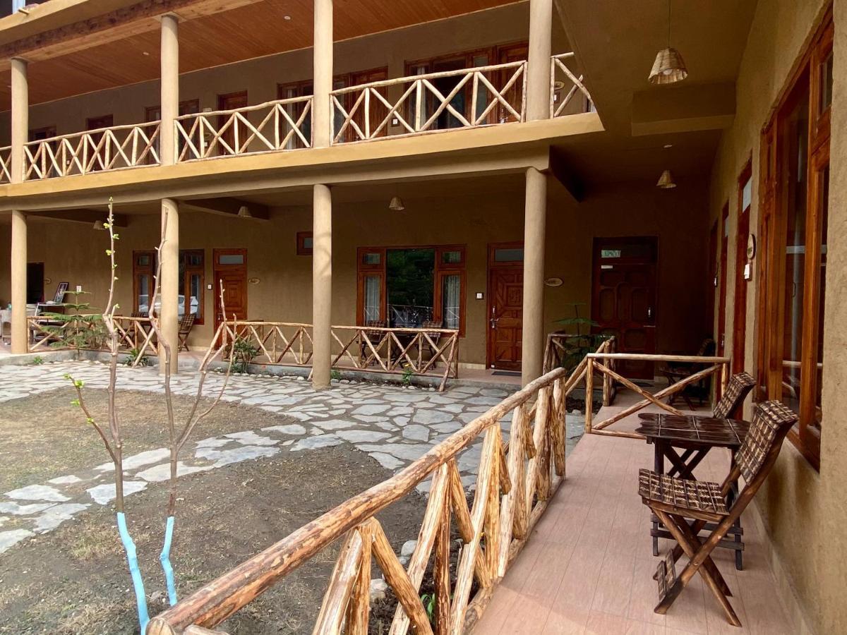 Shivadya Tirthan - Tirthan Valley Banjār Exterior foto