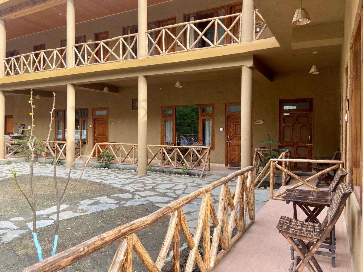 Shivadya Tirthan - Tirthan Valley Banjār Exterior foto