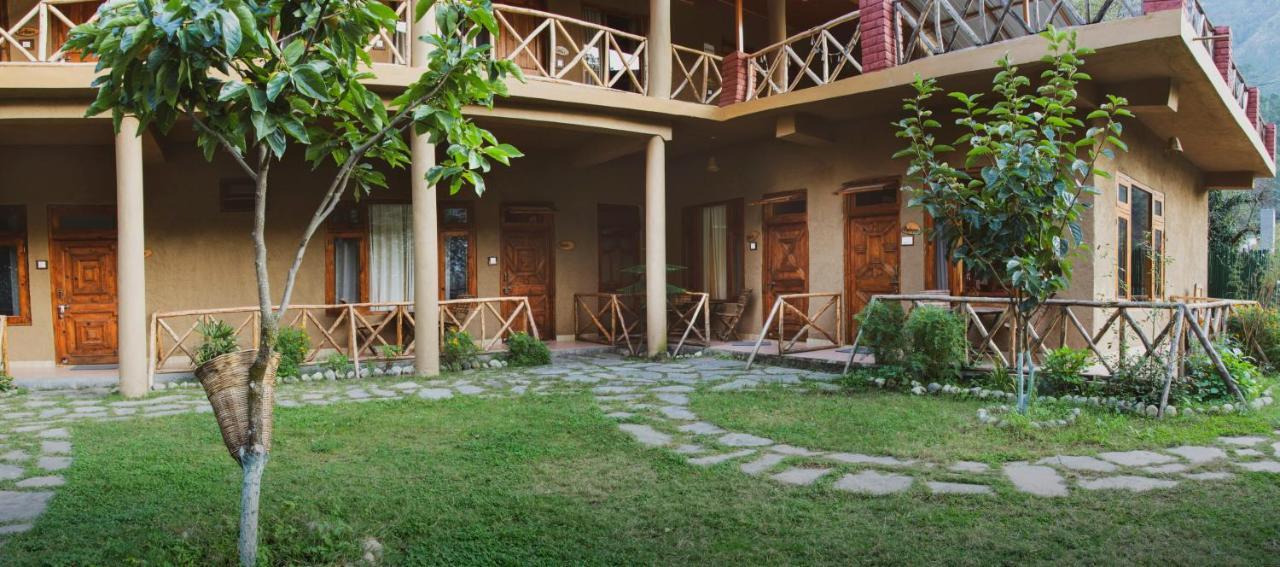 Shivadya Tirthan - Tirthan Valley Banjār Exterior foto